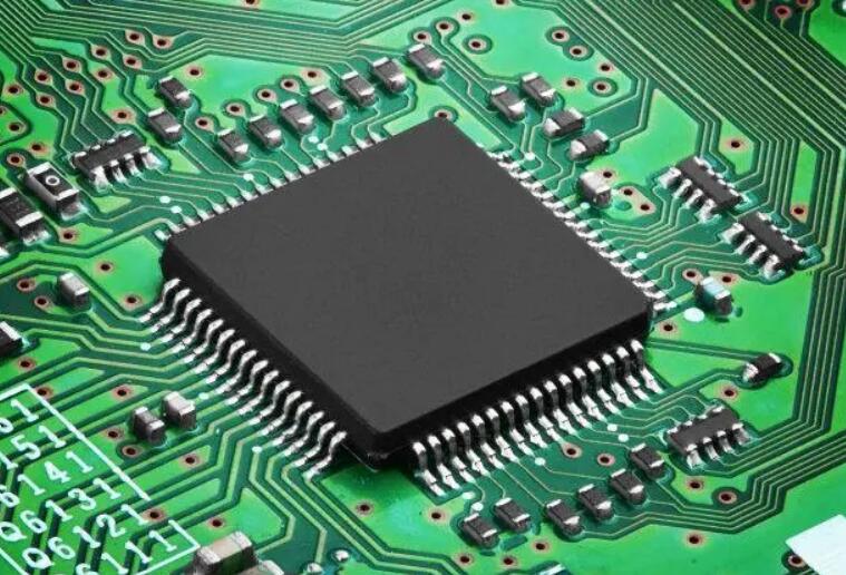 回收存儲器、傳感器、微控制器、收發(fā)器，新能源IC，5G 芯片