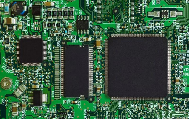收購 [NXP] 芯片： 物聯(lián)網(wǎng)芯片、處理器 IC、汽車 MCU、砷化鎵 MMIC 放大器、觸摸傳感器