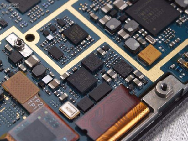 高價回收恩智浦NXP半導(dǎo)體：NFC讀卡器、RF接收器、多協(xié)議MCU
